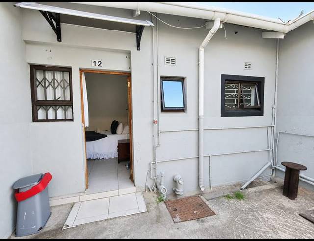 1 BEDROOM PROPERTY TO RENT IN MTHATHA CENTRAL